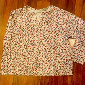 Vintage floral henley!